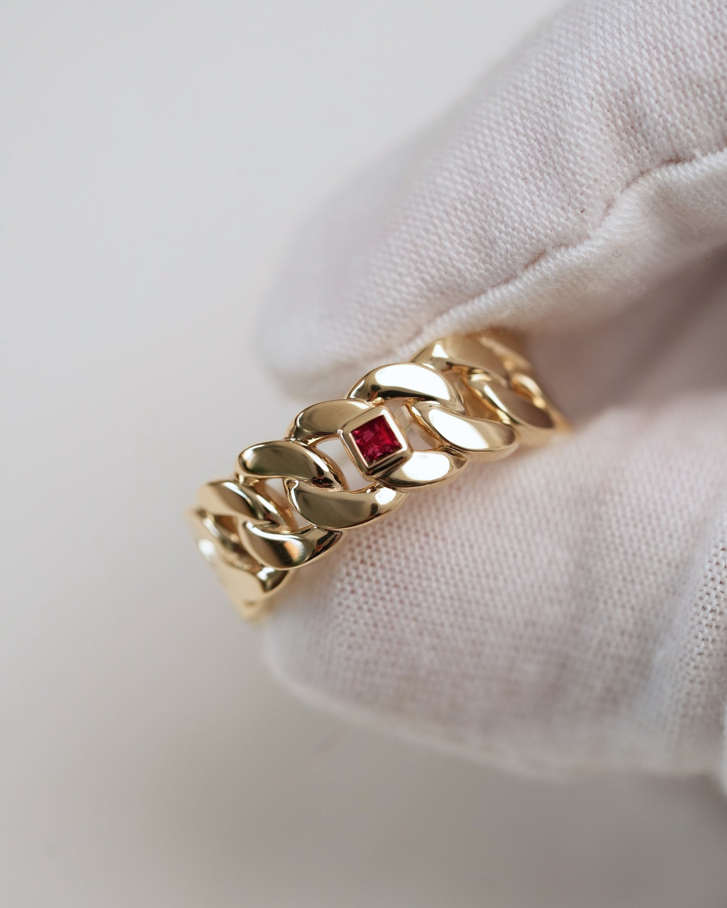 'No. 28' Solid Gold Chain Ring (Coloured Gemstone)