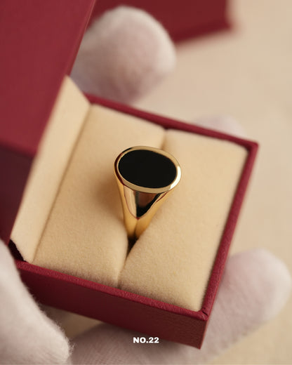 'No. 22' Onyx